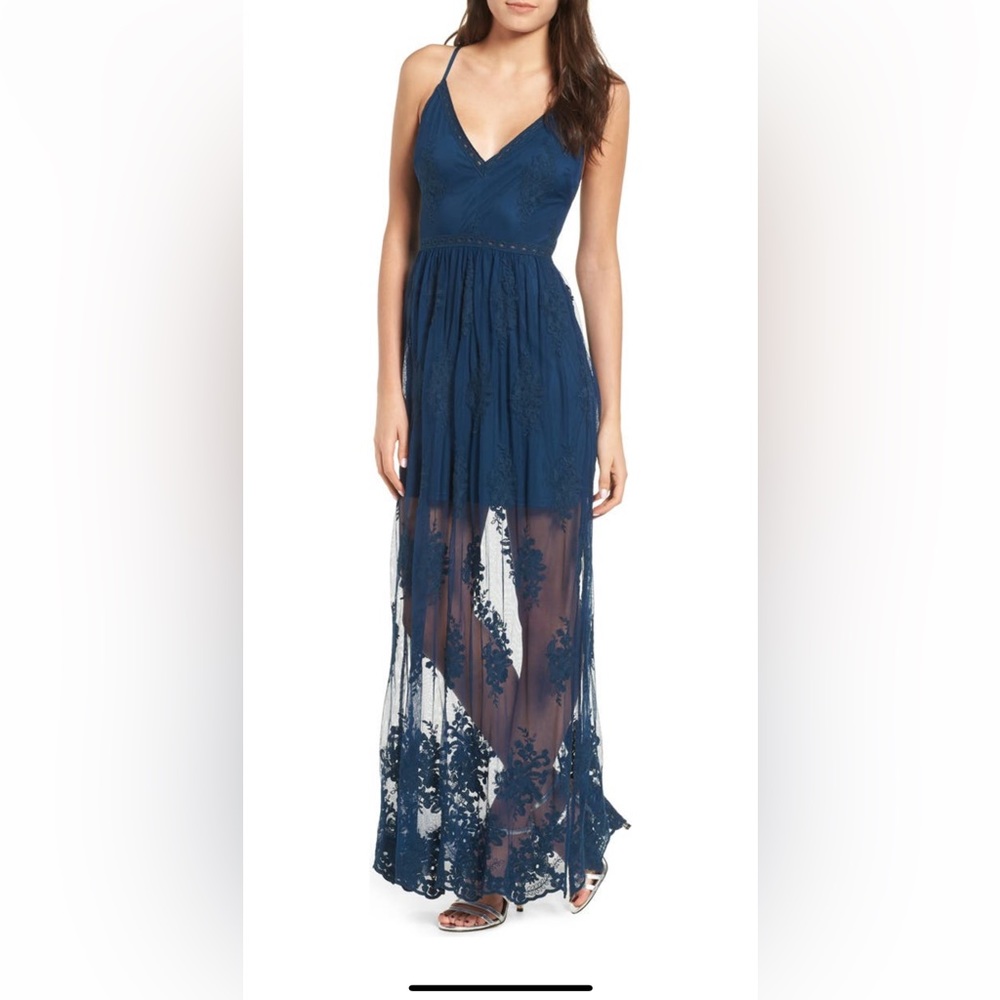Socialite Embroidered Maxi Dress - Picture 5 of 16